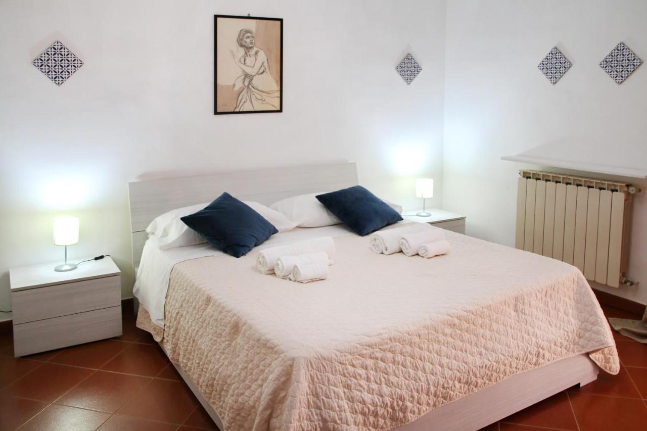 Attico Vista Mare Con Terrazza E Spa Riscaldata Santo Stefano di Camastra Luaran gambar