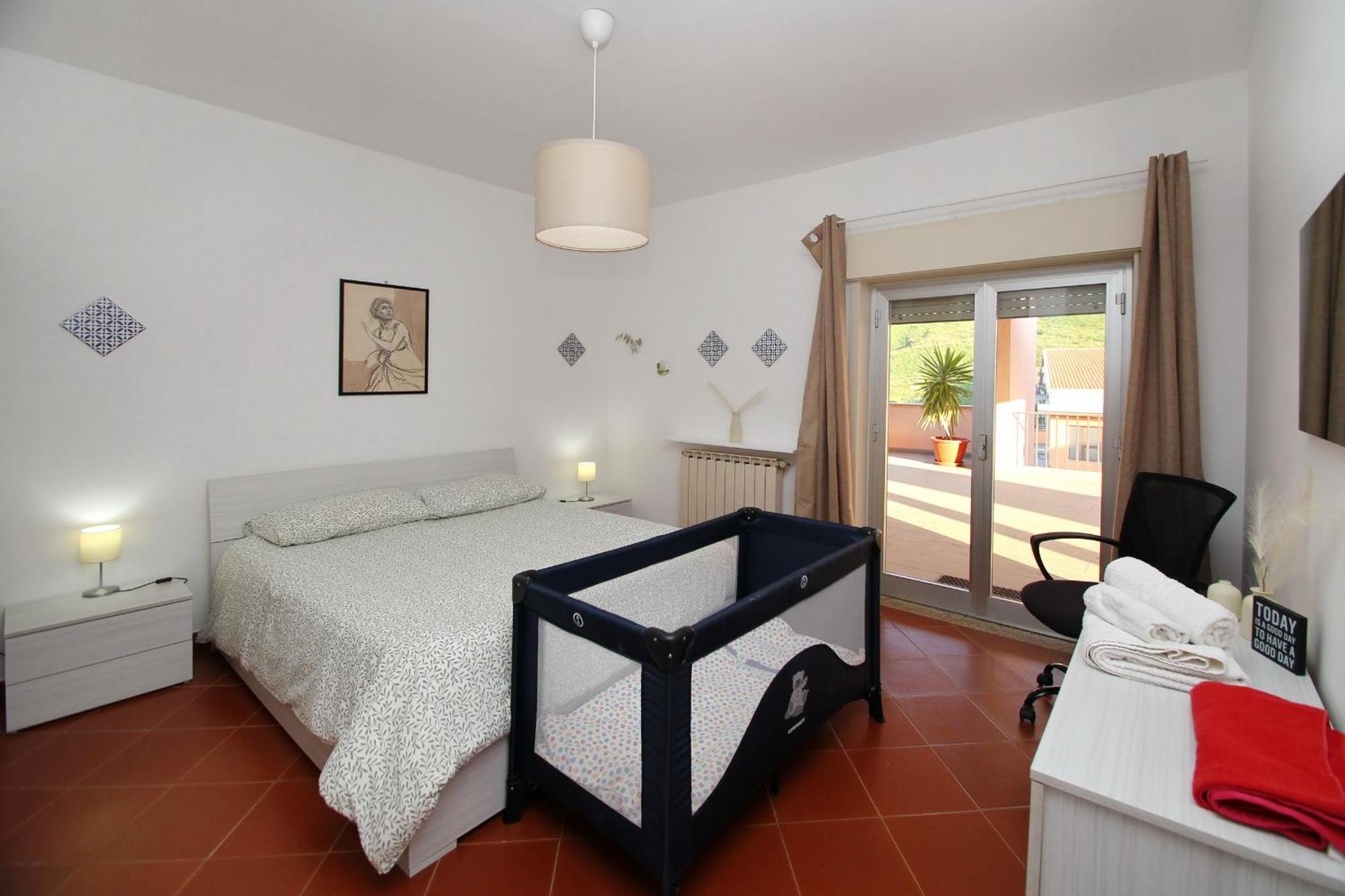 Attico Vista Mare Con Terrazza E Spa Riscaldata Santo Stefano di Camastra Luaran gambar